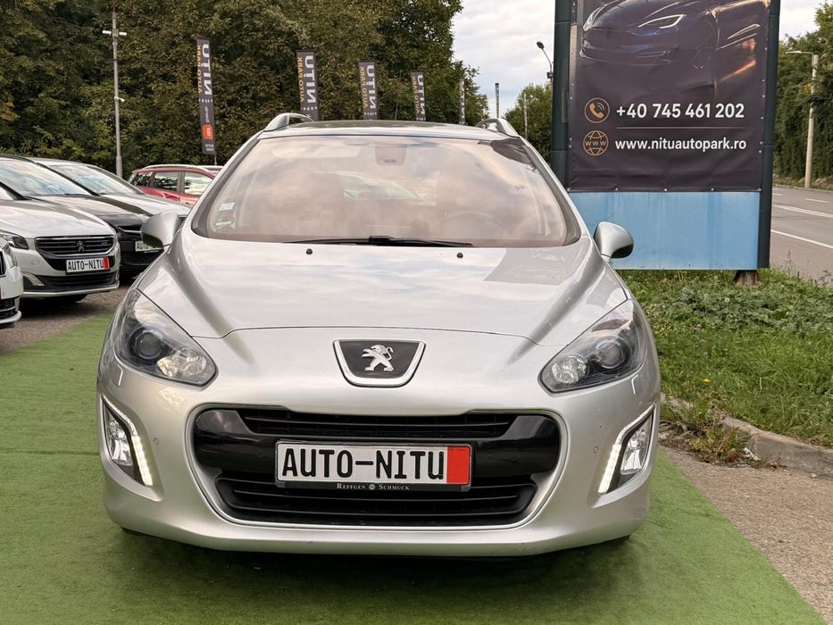 PEUGEOT 308 SW   si in rate
