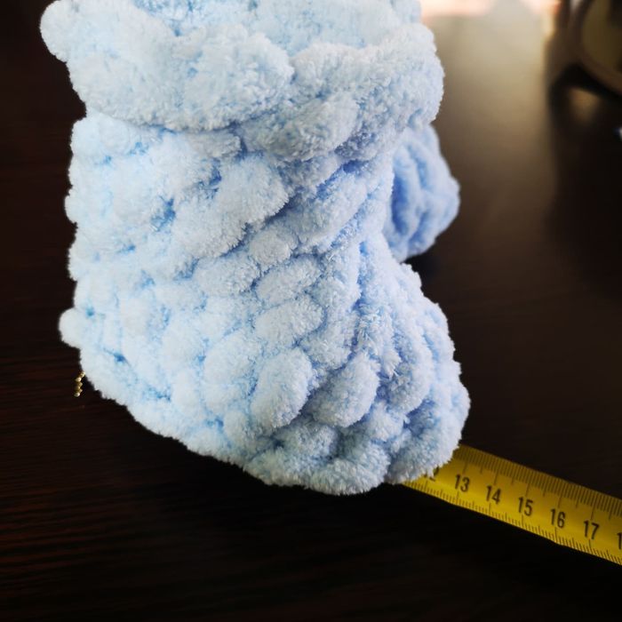 Бебешко ръчно плетено одеало