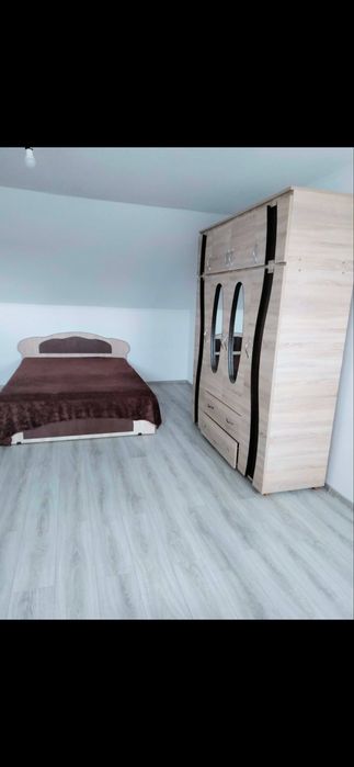 Inchiriez casa la intare in Letcani noua