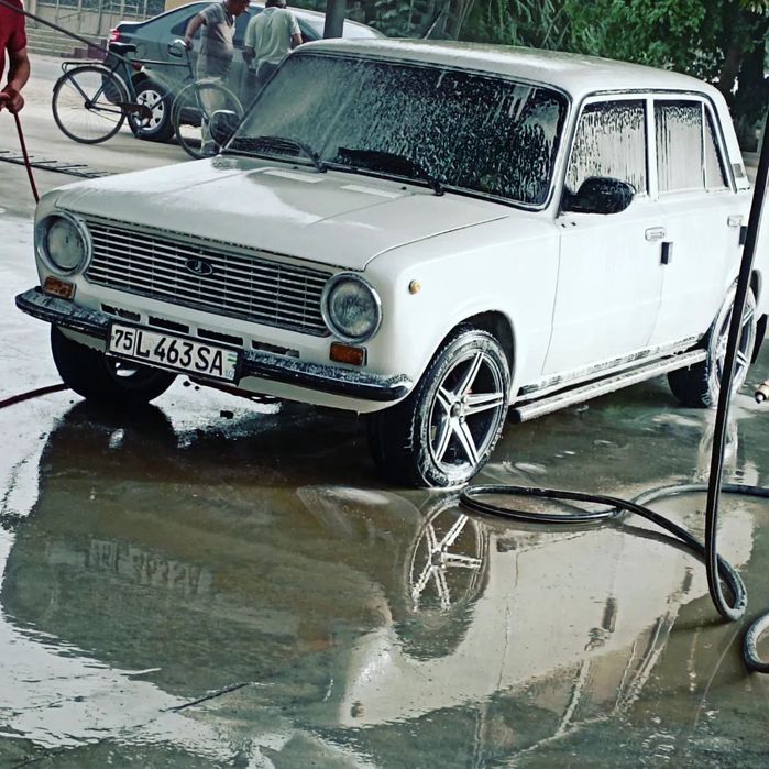 Moshina zor holatda faqat minish kere