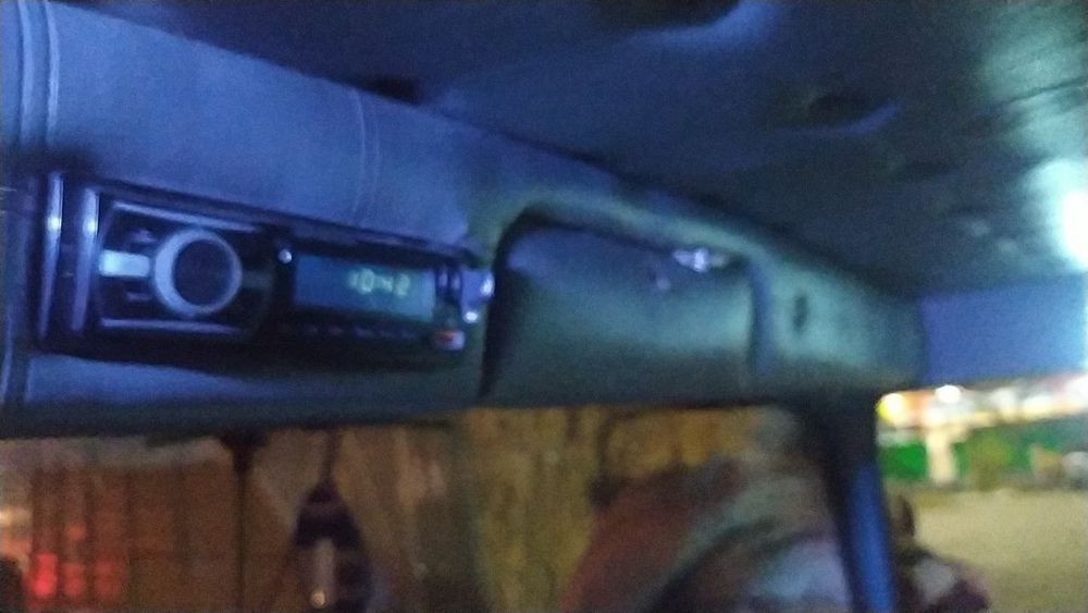 Zil sotiladi.                          ,