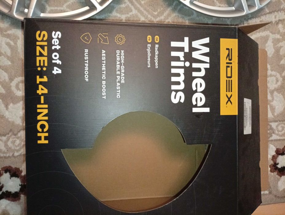 Тасове - 4 броя .