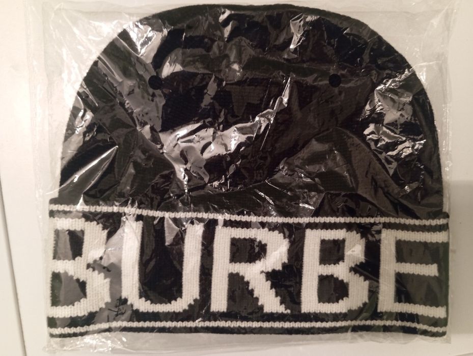 Шапка BURBERRY новый город Тараз