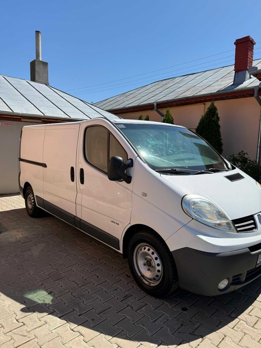Renault Trafic 2.0 dCi – 115 CP | 2008 | Autoutilitară N1