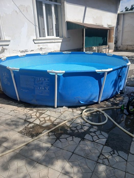 Бассейн срочно сотилади нархи 350.000 сум
