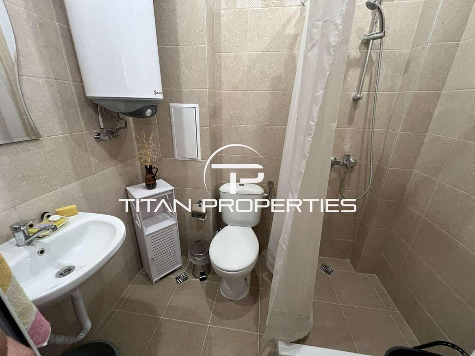 Дава се под наем Двустаен апартамент в Варна, Възраждане 3 - 52 кв.м за 383 € - Снимка #4