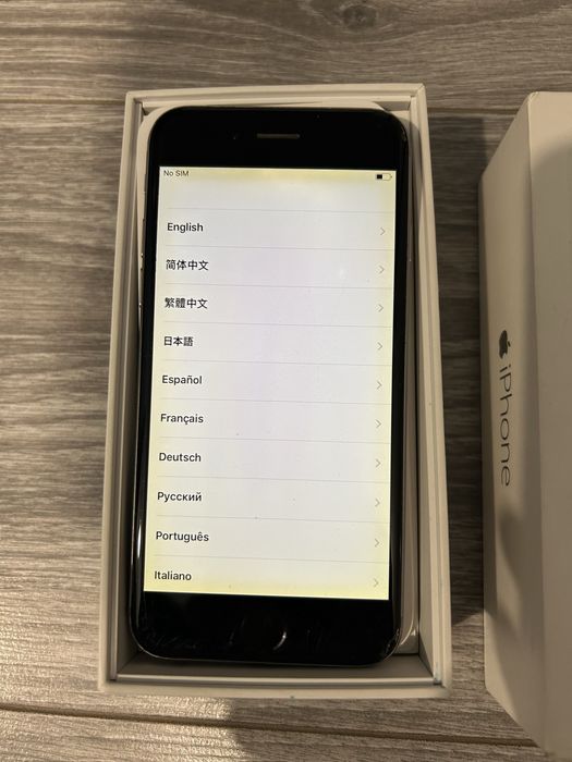 Apple Iphone 6. 16гб. Серый.