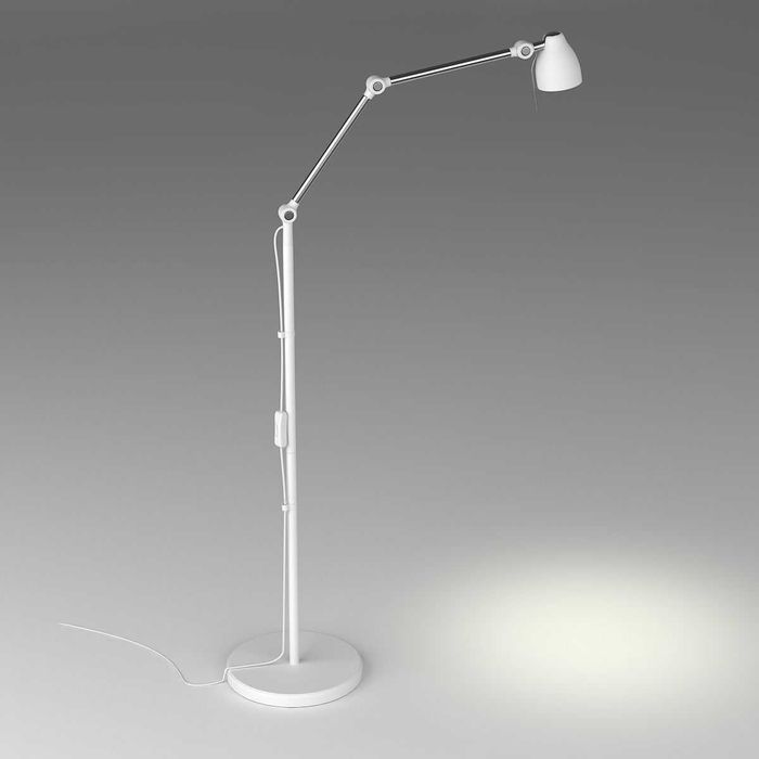 Продается напольная лампа IKEA TRAL