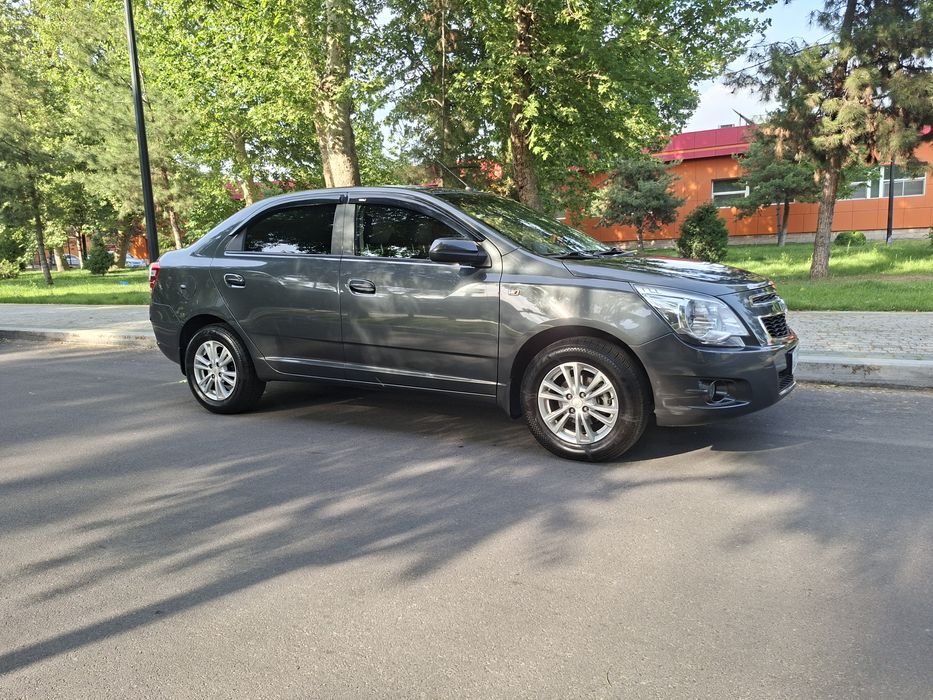 Chevrolet Cobalt 2021 — 3