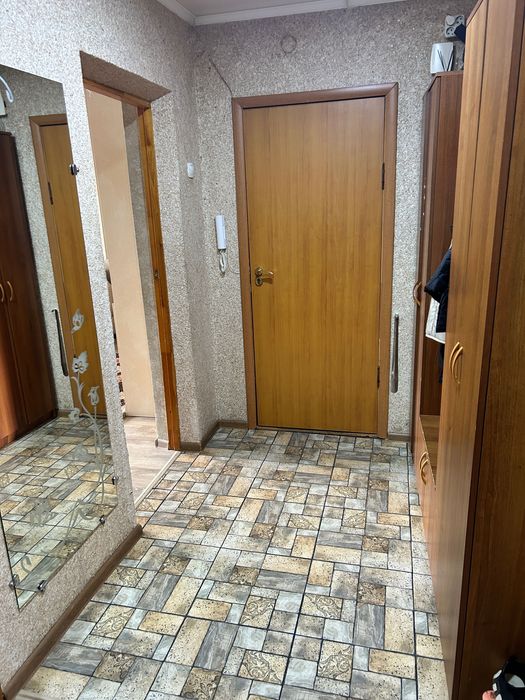 Продам 4-х ком. кв. в р-оне 6 школы