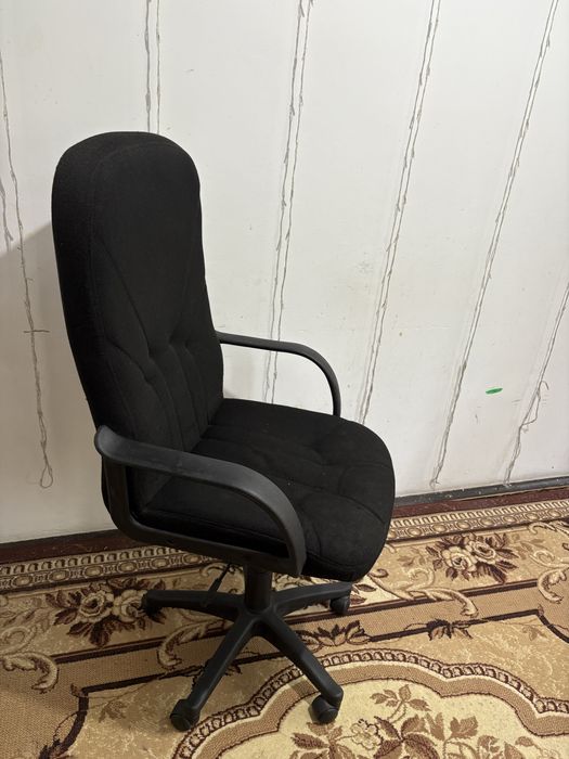 Стул компьютерный