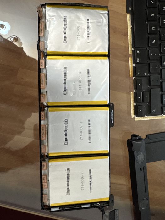 MacBook Pro A1297 17” 2009-2011 части