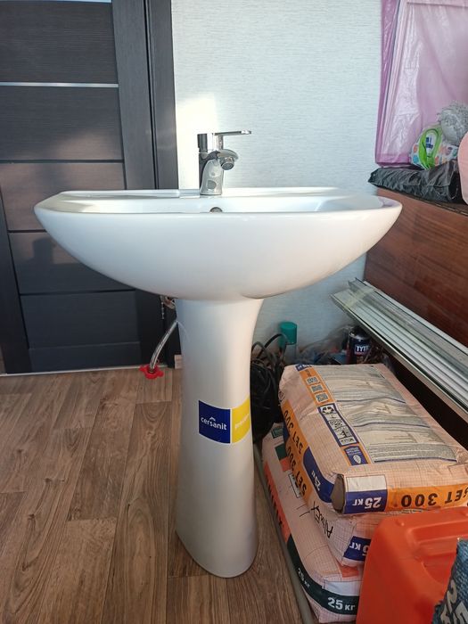 Ванна стальная, раковина