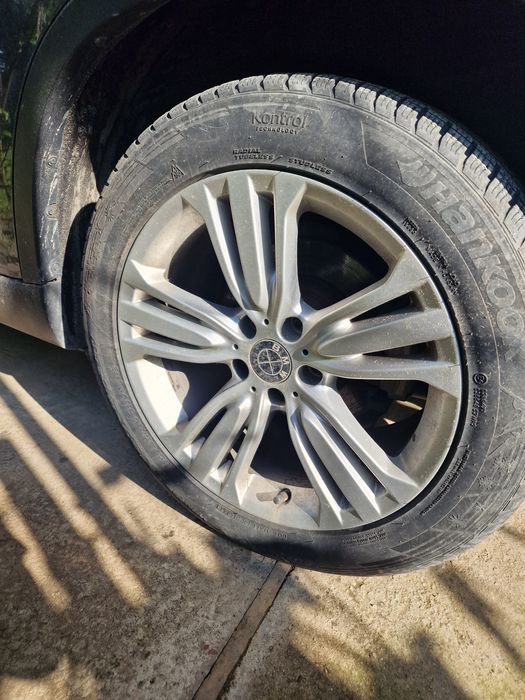 Cauciucuri BMW X5  Hankoc, 2 dimensiuni, stare foarte buna