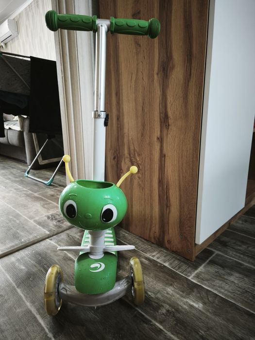 Детский самокат.