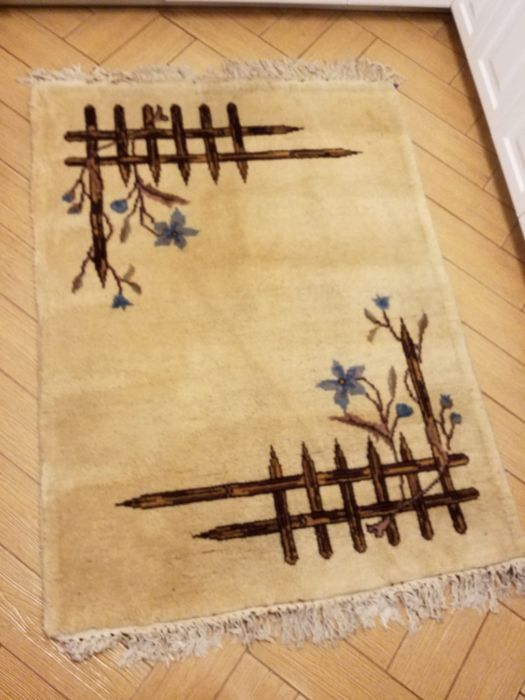 Covor  persan lucrat manual. 170 /120 cm. Transport gratuit.