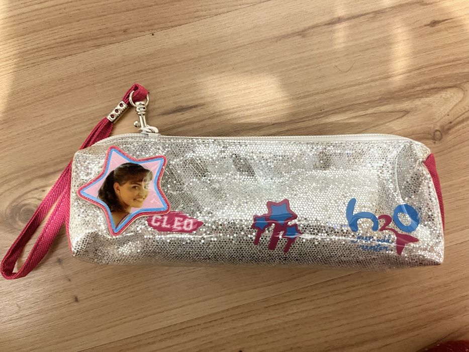 Чисто нов несесер на h2o - Клео