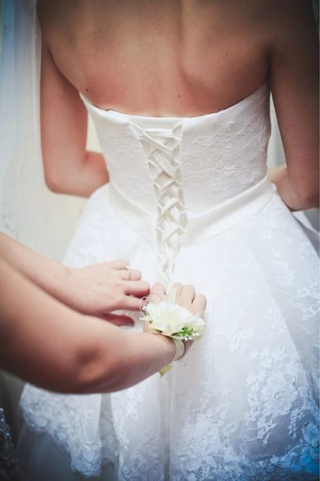 Б/у 2 свадебных платья