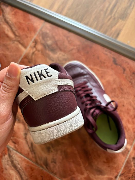 Бордо кецове nike