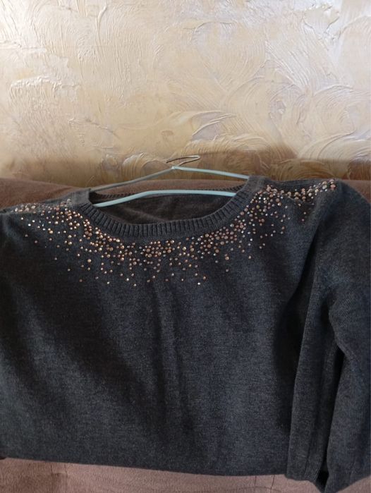 Продам женскую одежду 1000