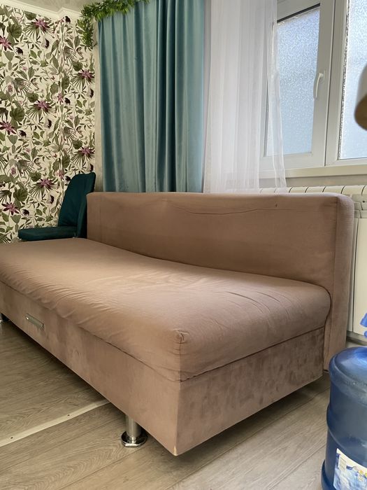 Продам диван тахта