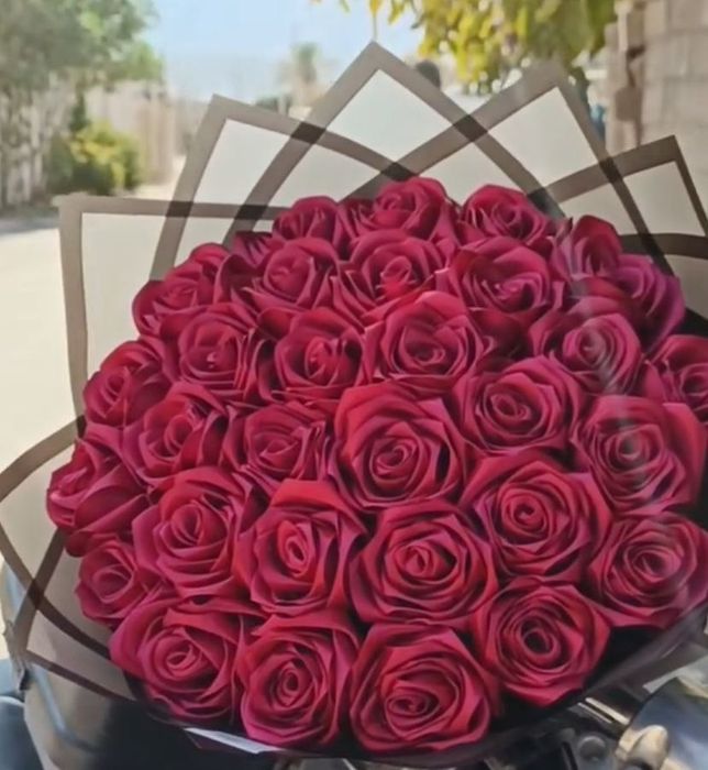 Розы из атласных ленты ручная работа