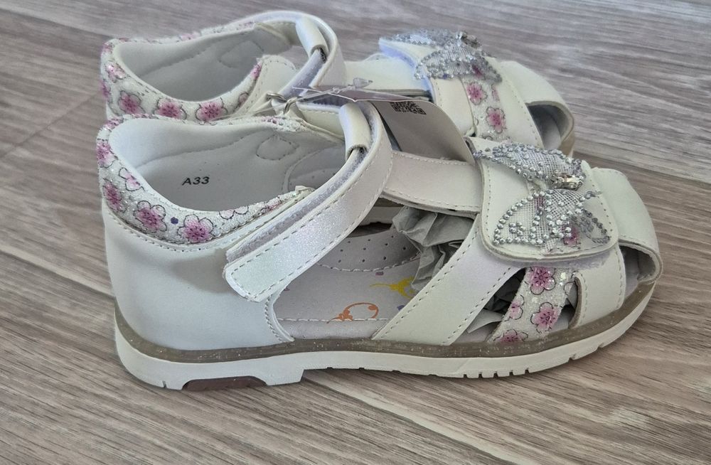 Сандали для девочек