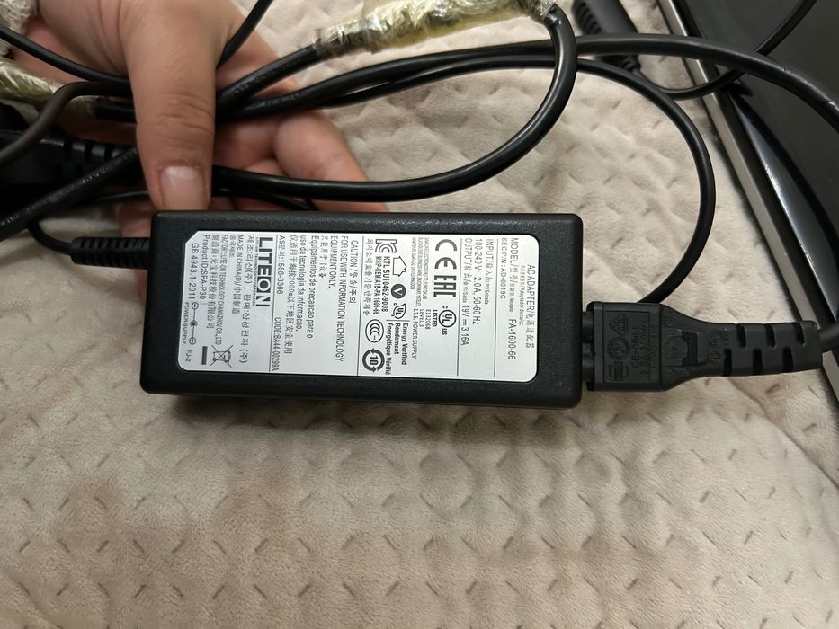 Samsung ноутбук.Компьютер