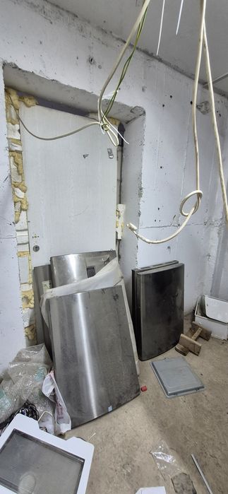 Продам дверь на холодильник