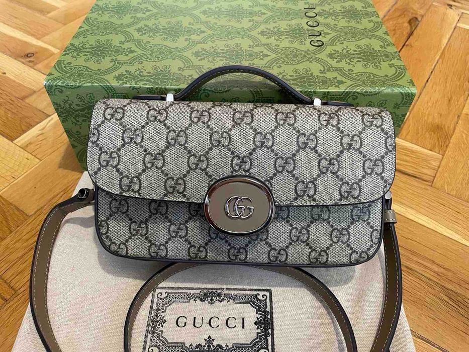 Дамска Малка Чанта Gucci Гучи Petite Щампован Canvas Сребърно GG лого