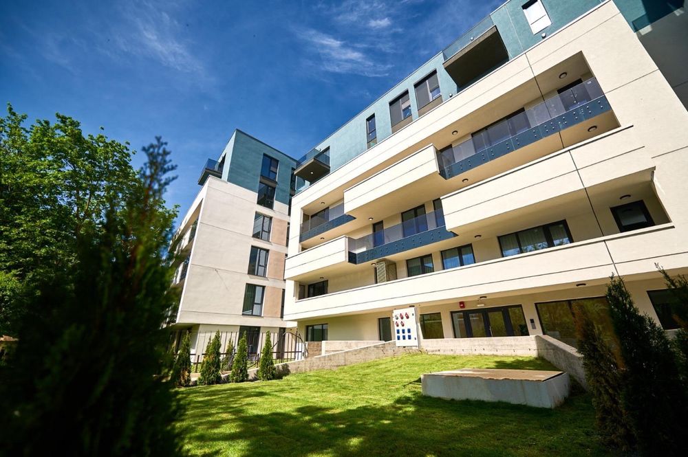 Vand 2 camere bloc nou Complex Luxury Tiglina