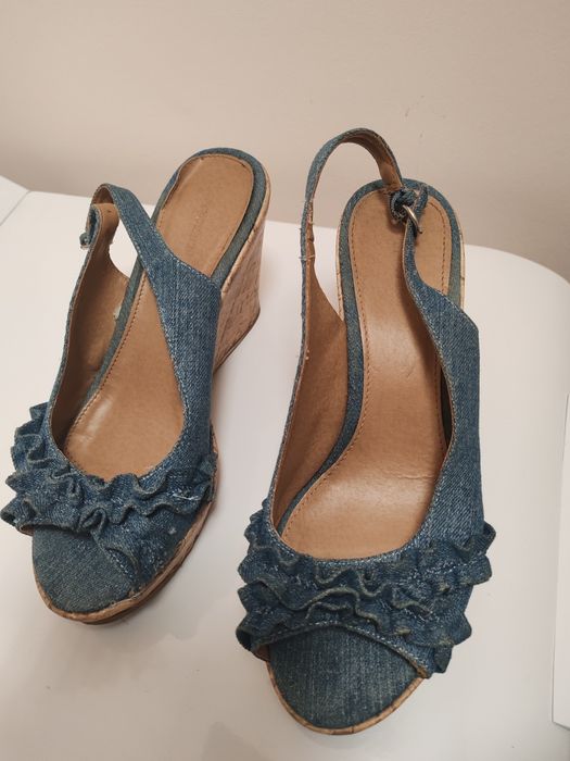 Дамски обувки запазени