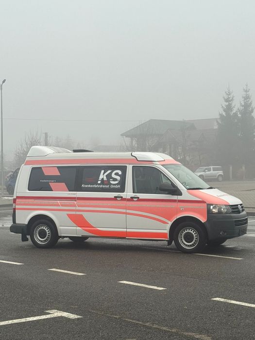 VW T5 AMBULANȚĂ – 2014 – 140 CP – EURO 5