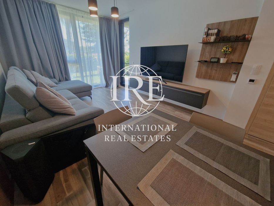 Комфотен двустаен апартамент! Луксозен комплекс! На метри от морето и