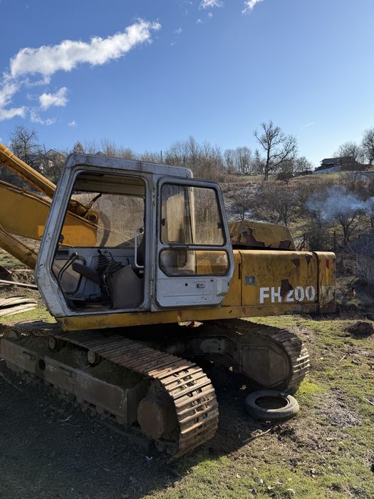 Excavator 2x Fiat hitachi 200 2