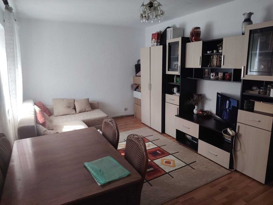 Vânzare apartament cu 3 camere