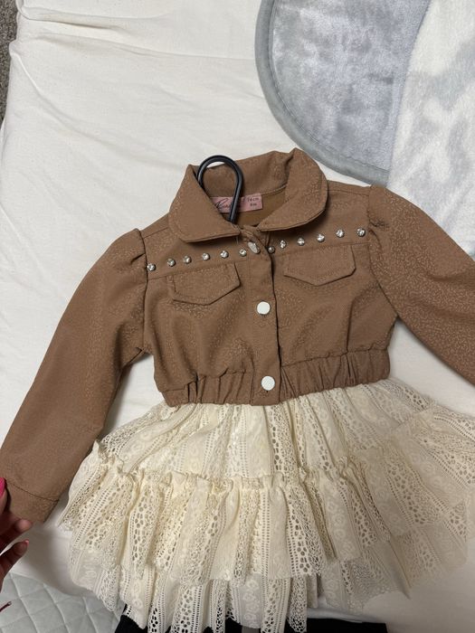 Бебешка рокличка