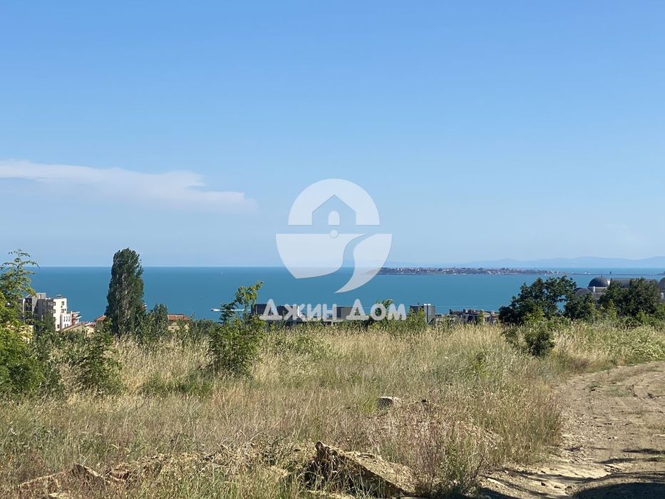 Продава се Парцел в Свети Влас - 3200 кв.м за 27 €/кв.м - Снимка #1