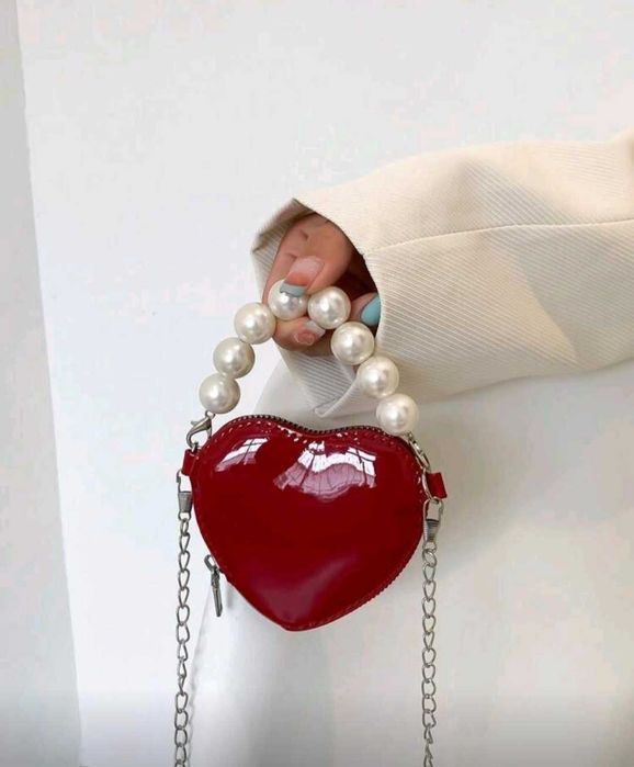 Модни дамски чанти