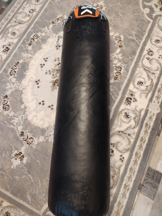Vând sac de box de 32 kg