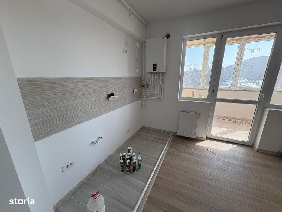 Apartament 3 camere, metrou Aparatorii Patriei