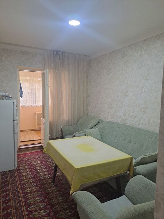 Продаю 2в3/2/12 на ул. Нарпайской за "Famili Park" ТЦ.