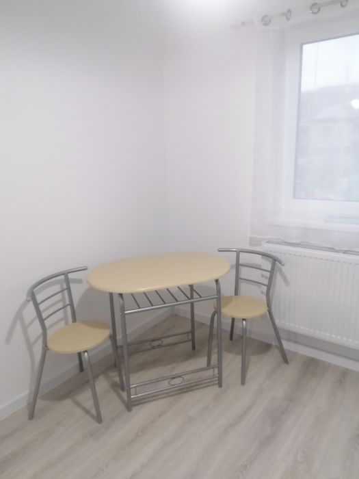 Apartament cu o cameră de închiriat