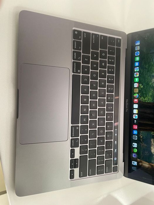 MacBook Pro 13 M2 2022 — 8/512 ГБ, Space Gray