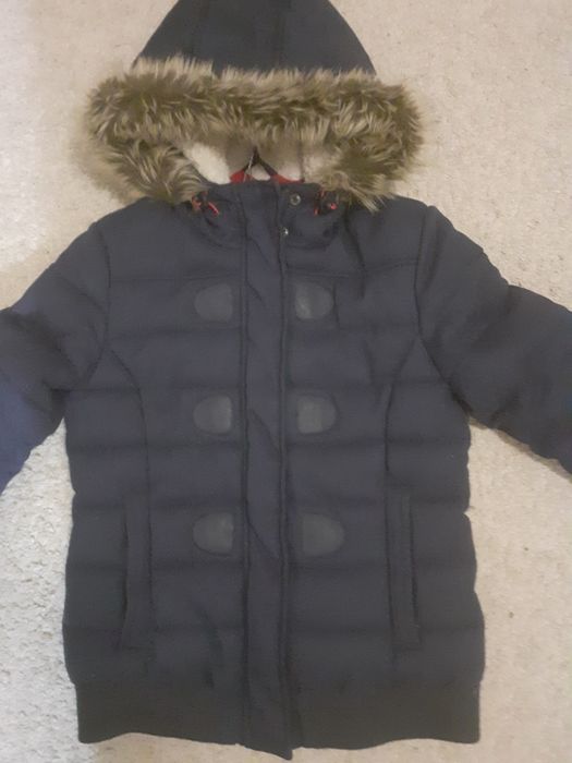 Geaca dama supercalduroasa si rezistenta