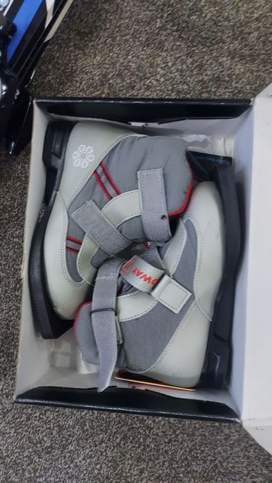 Продаём лыжи в идеальном состоянии