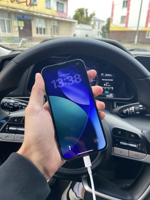 Продам айфон/iphone 13 128gb