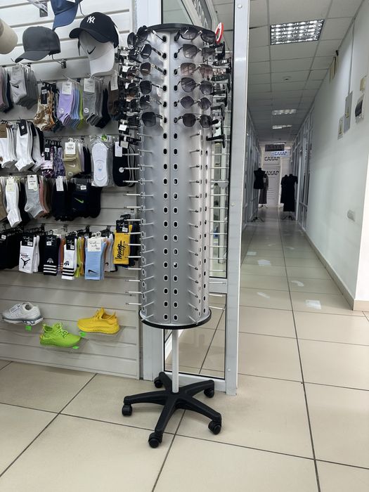 Продам стойку для очков