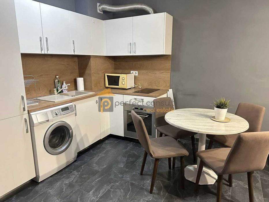 Дава се под наем Двустаен апартамент в Пловдив, Южен - 60 кв.м за 398.82 € - Снимка #1