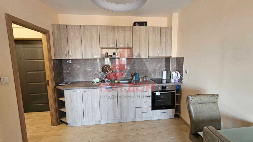 Дава се под наем Двустаен апартамент в Варна, Възраждане 1 - 50 кв.м за 400 € - Снимка #1